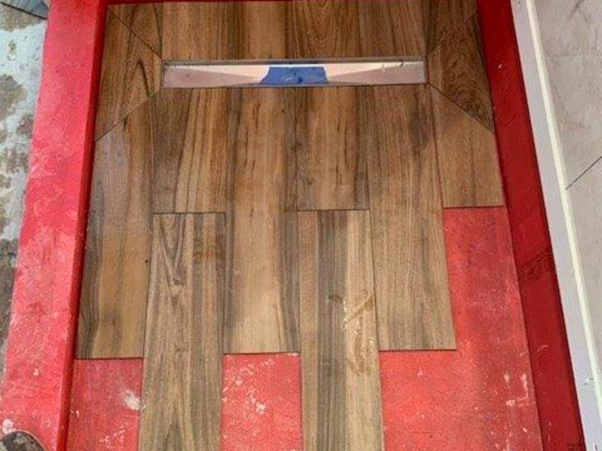 flooring project before, Strong Hands